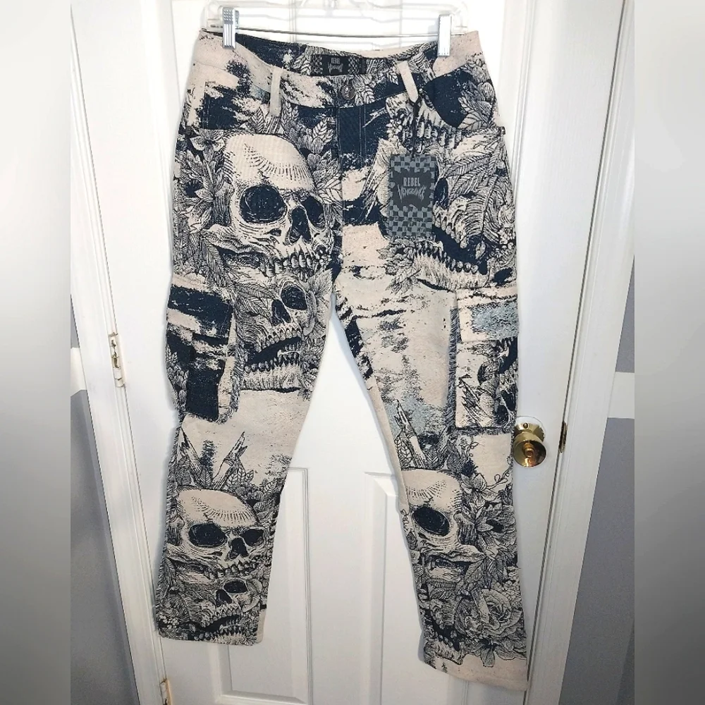 Rebel Vengeange Tapestry Skeleton Cargo Pants, NWT, Size 32
